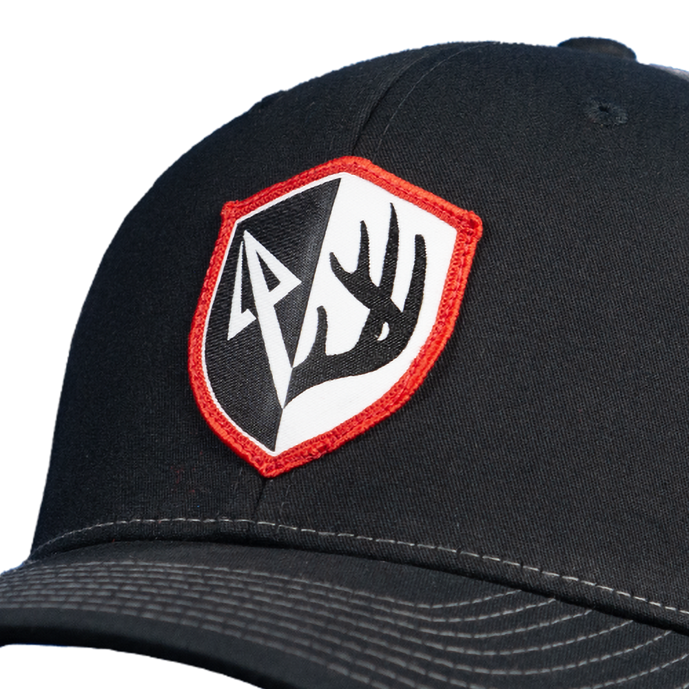 Antler Shield Trucker | Black/Grey